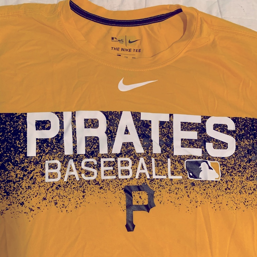 Nike Pirates Tee